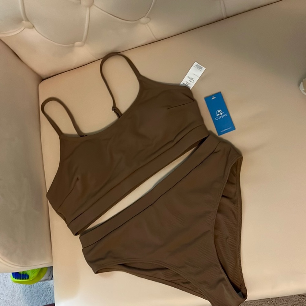 New! Tan/brown bikini from CUPSHE